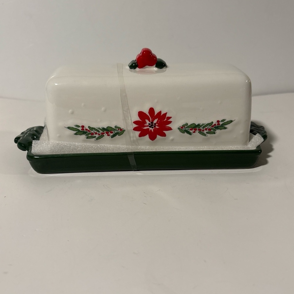 Potter’s Studio Christmas Ceramic Butter Dish ~ New